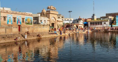 अहोई अष्टमी पर राधा कुंड में स्नान करने से होती है संतान की प्राप्ति