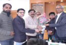 केंद्रीय प्रेस क्लब के प्रतिनिधिमंडल ने की मंडलायुक्त आगरा से शिष्टाचार भेंट |
