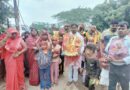 देवी प्रतिमा का धूमधाम से हुआ विसर्जन, भक्तों ने किया मां का आशीर्वाद ग्रहण